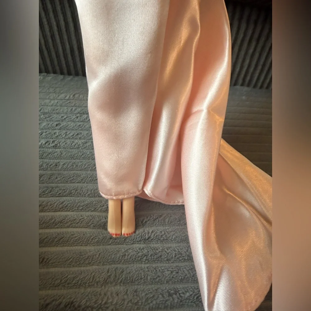 Barbie Reproduction Mattel 35th Anniversary 1958-1993 Pink Satin Dress Doll